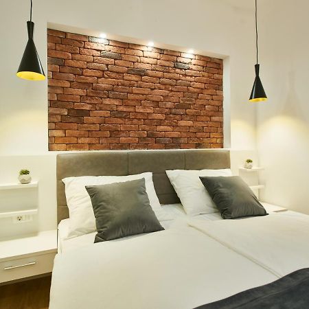 Bed Of Roses Apt 2, Premium, Designer Decorated Zagreb Luaran gambar
